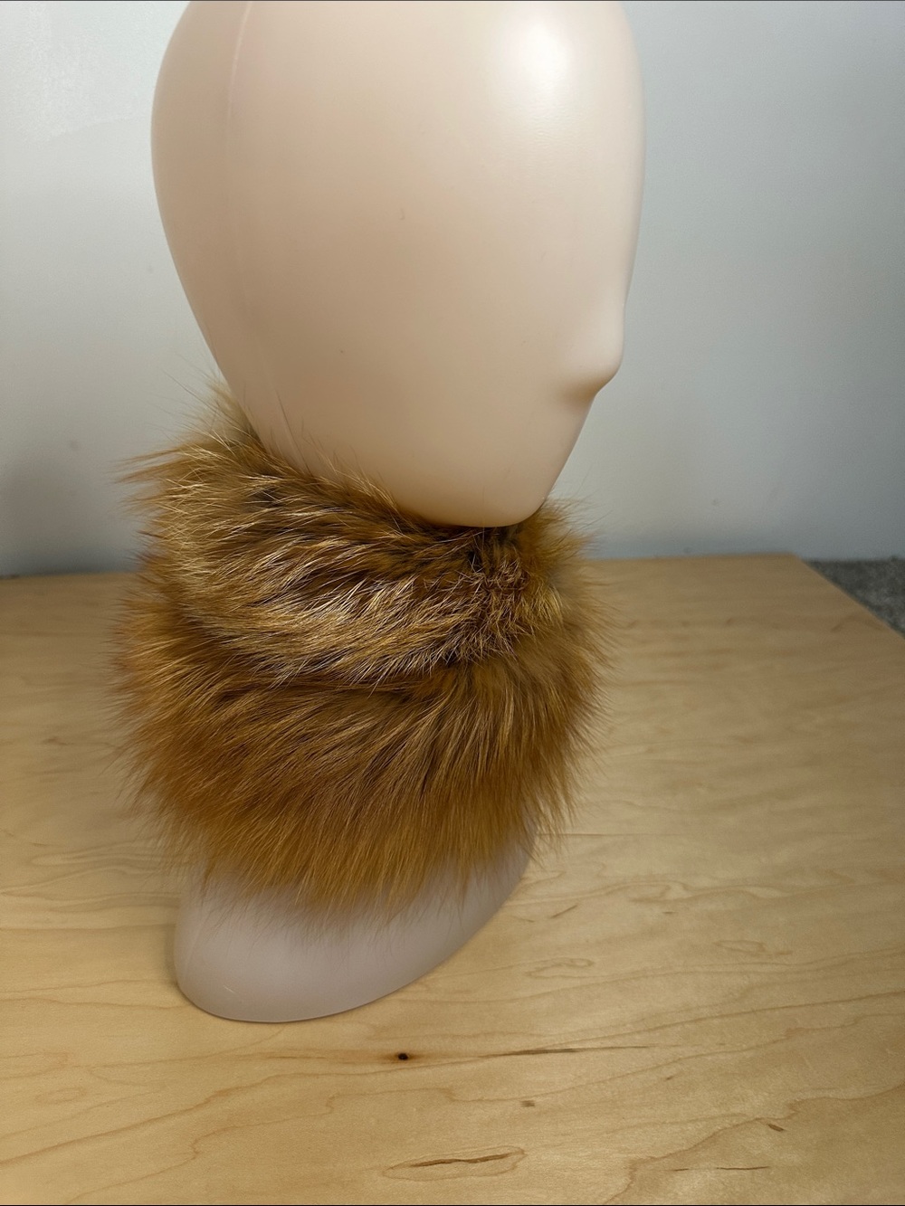 Eric Javits Rich Golden Brown Faux Fur Neck Wrap - Picture 2 of 6
